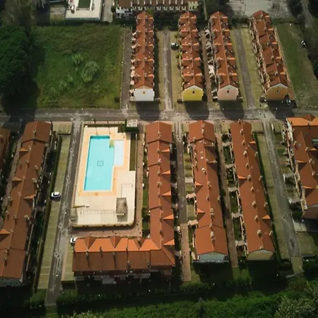 Lovely Flat With Pool-beahost *
